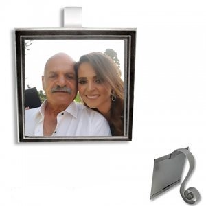 הדפסה על מגן שולחני עם רגל