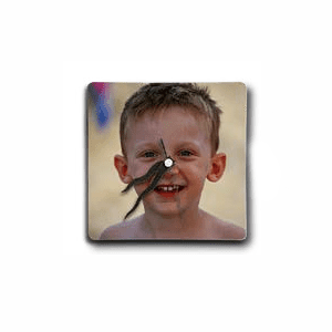 הדפסה על שעון עץ מרובע