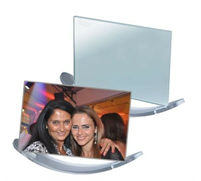 הדפסה על מעמד נדנדה לבן אקריל עם זכוכית