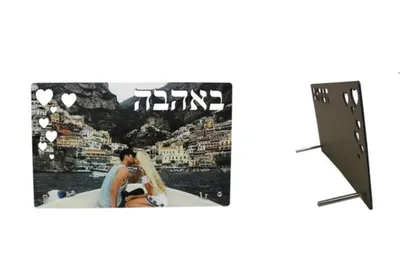 הדפסה על מעמד עץ באהבה